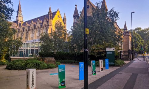 莫里斯 凱渥斯大樓 Leeds商學院